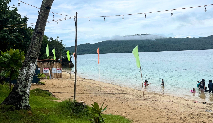 Mosboron Beach Bacacay Albay - Bicol Travel Guides