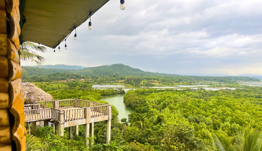 Mipajo view deck and campground in Legazpi City (3)